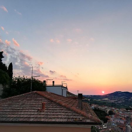 Casaviagiulia Hotel Osimo Bagian luar foto