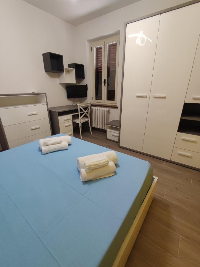 Casaviagiulia Hotel Osimo Bagian luar foto