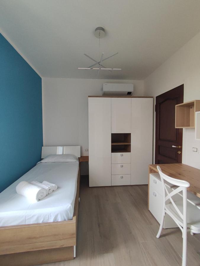 Casaviagiulia Hotel Osimo Bagian luar foto