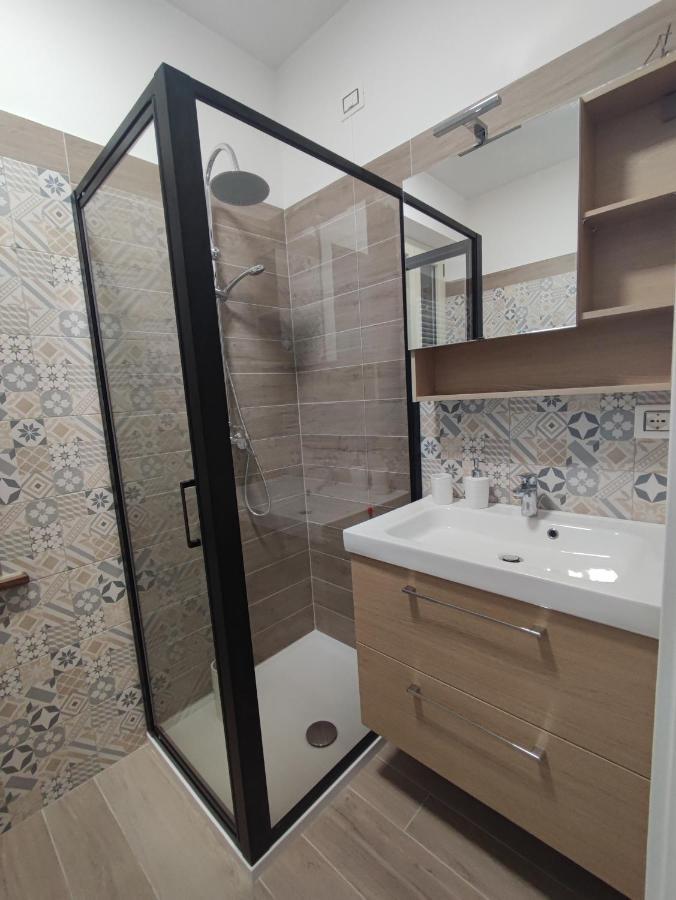 Casaviagiulia Hotel Osimo Bagian luar foto