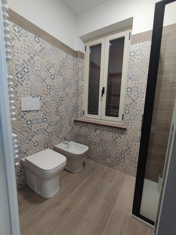 Casaviagiulia Hotel Osimo Bagian luar foto