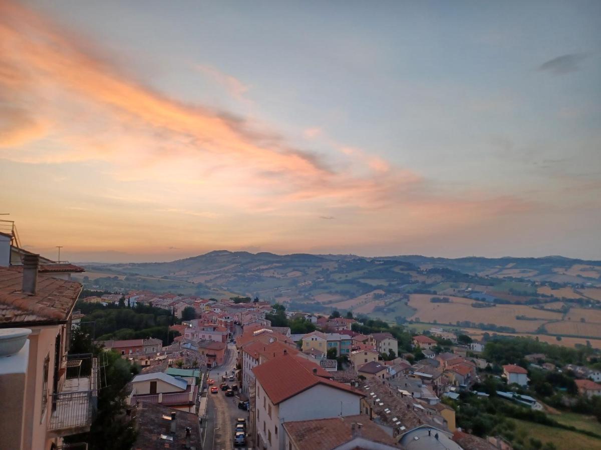 Casaviagiulia Hotel Osimo Bagian luar foto