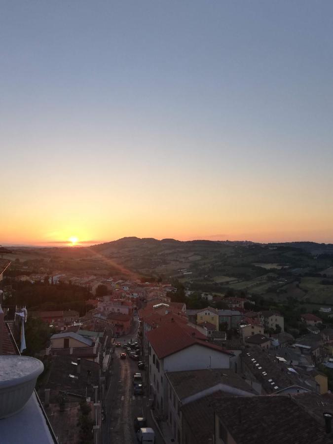 Casaviagiulia Hotel Osimo Bagian luar foto