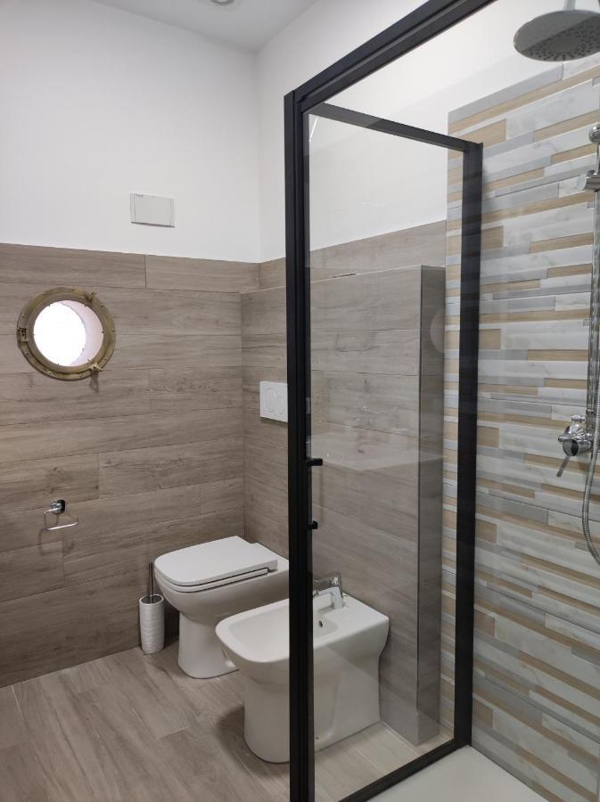 Casaviagiulia Hotel Osimo Bagian luar foto